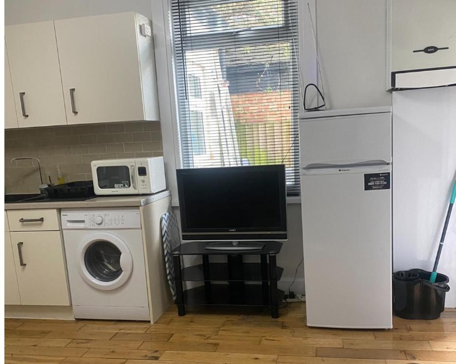 Appartement 1 Bedroom Ground Floor Flat With Garden *